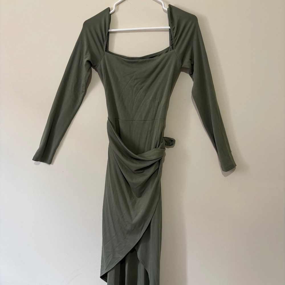 Wilfred Saturn Long Sleeve Midi Dress